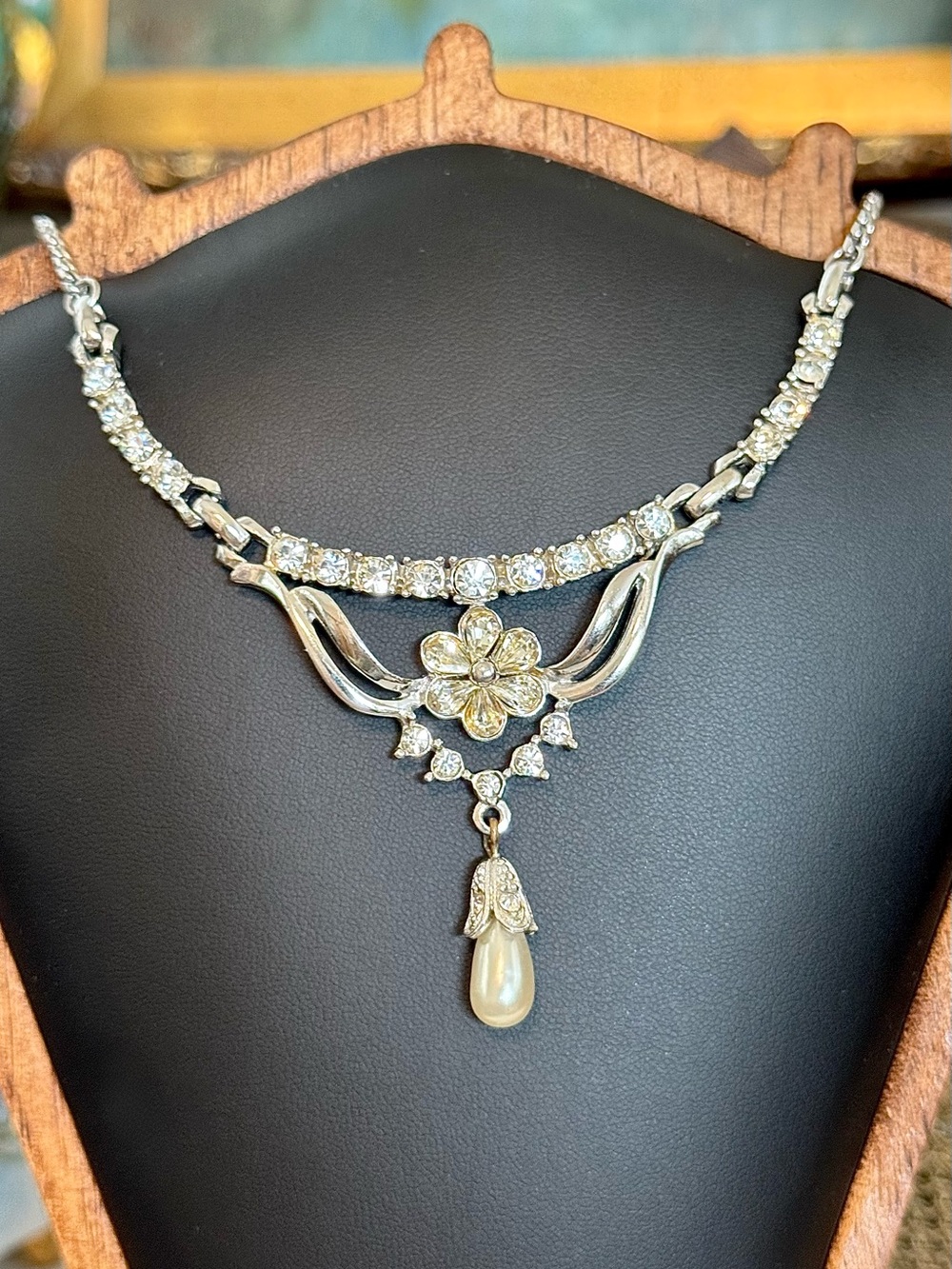 Vintage Signed ANTHONY 1940s Rhinestone & Pearl Lavalier Necklace